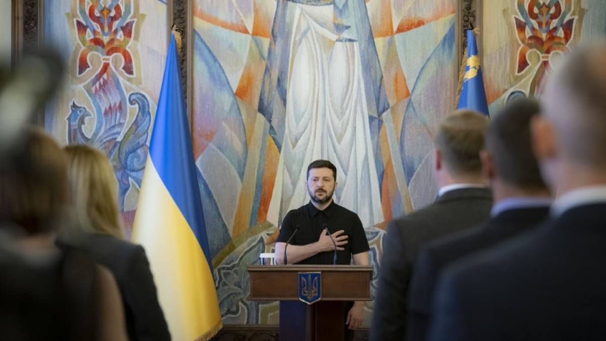 Зеленский предупредил, что Россия планирует увеличивать количество дронов в атаках на Украину Зеленский предупредил, что Россия планирует увеличивать количество дронов в атаках на Украину