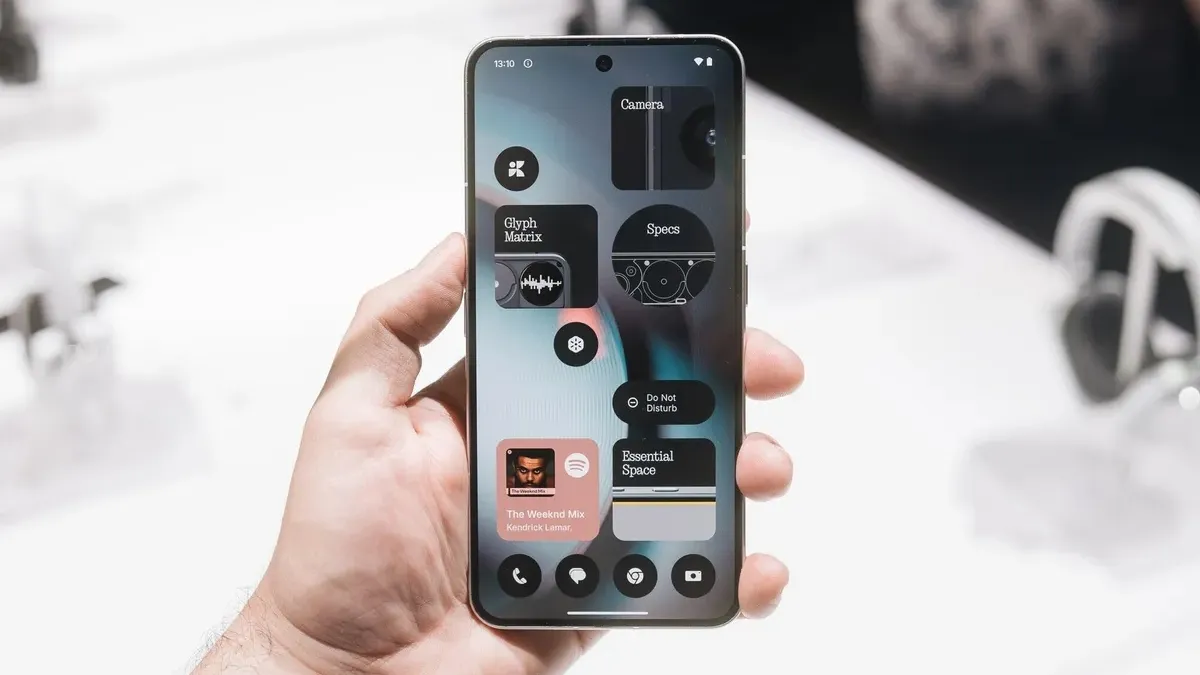 Nothing Phone (3) Nothing Phone (3)