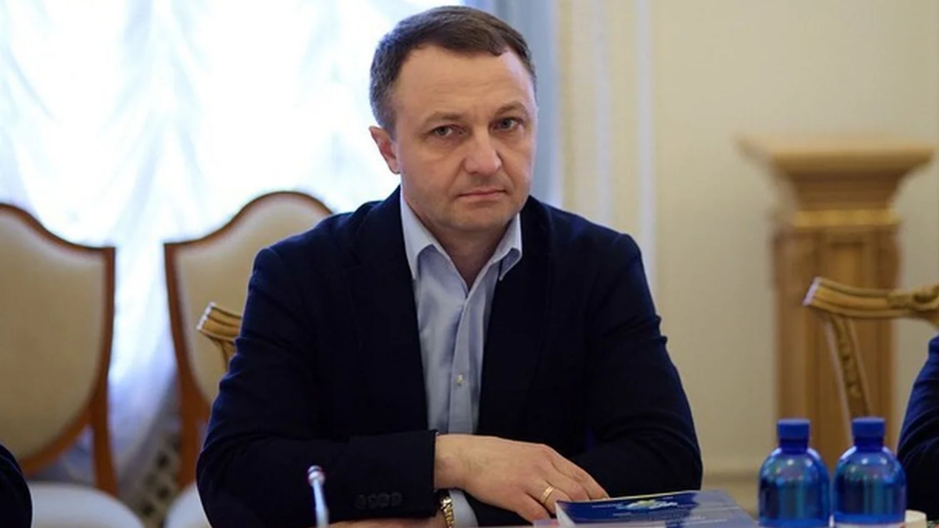 Уряд звільнив Тараса Кременя з посади мовного омбудсмена Уряд звільнив Тараса Кременя з посади мовного омбудсмена