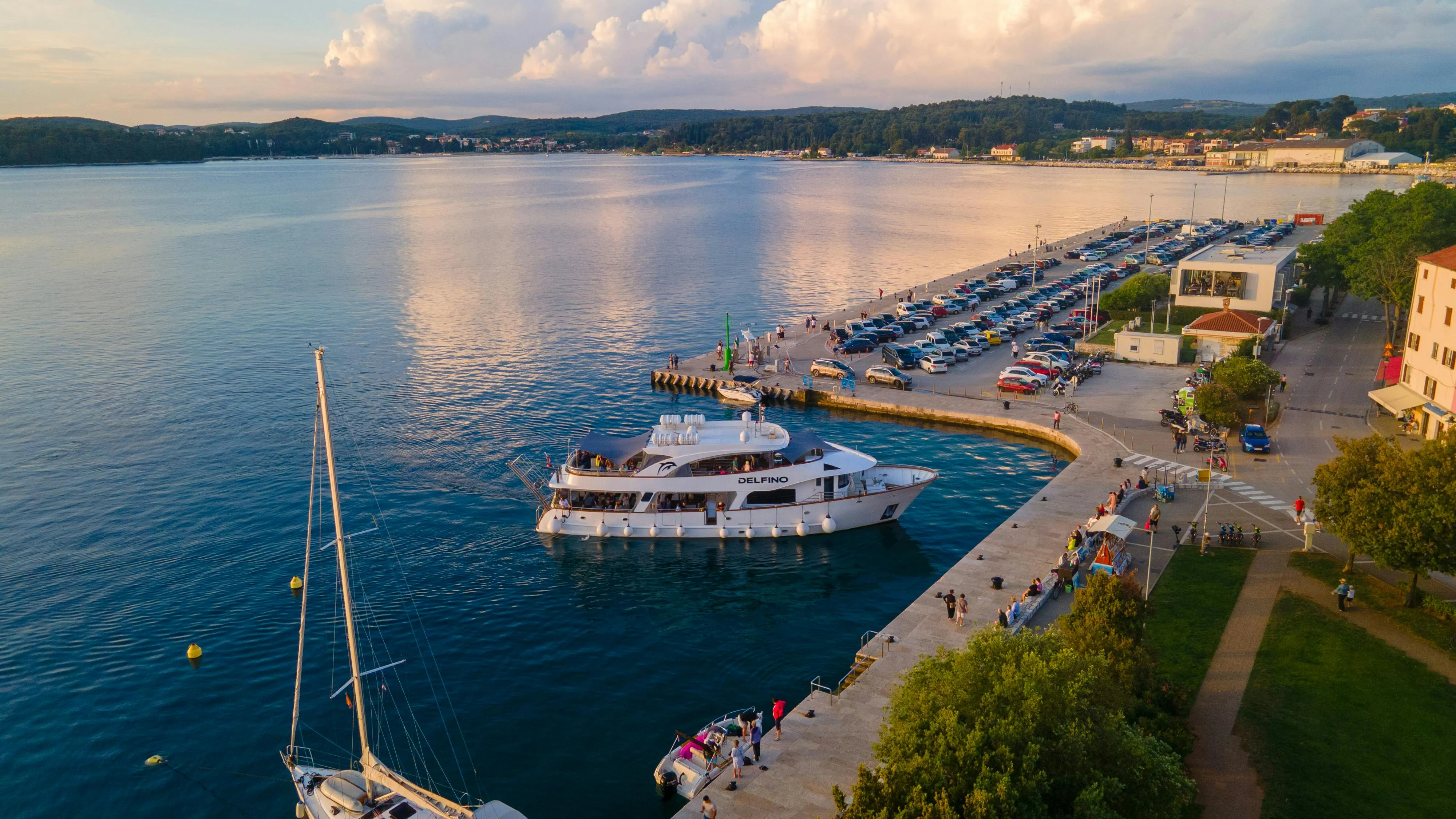 Ровинь Ровинь