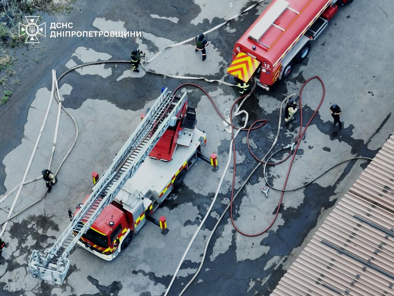 В Кривом Роге после атаки начался пожар - 24 Канал В Кривом Роге после атаки начался пожар - 24 Канал
