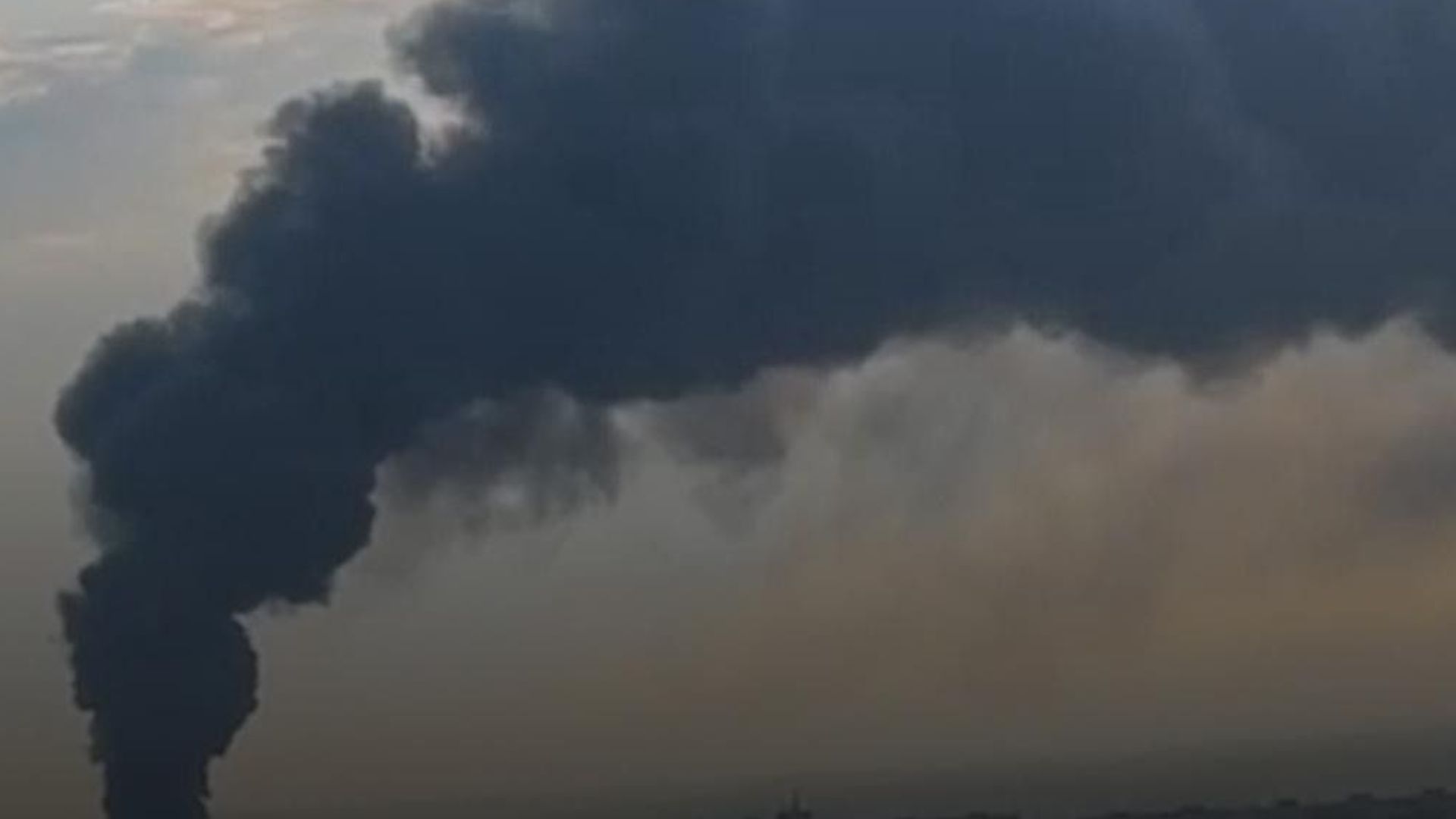 Сили оборони атакували завод з виробництва Шахедів Сили оборони атакували завод з виробництва Шахедів