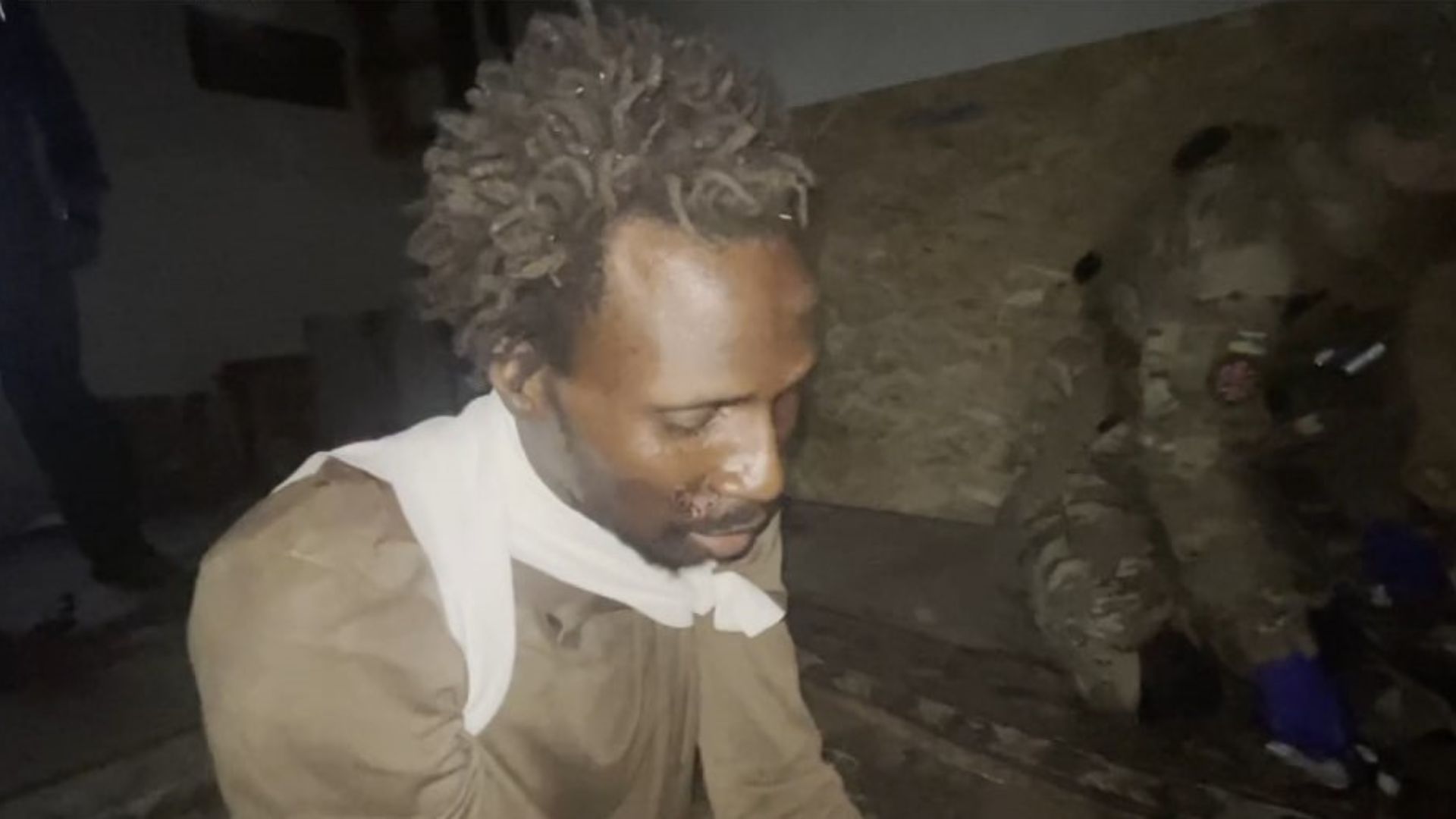 Африканец Кехинде Олувагбемилеке в плену легиона Свобода России Африканец Кехинде Олувагбемилеке в плену легиона Свобода России