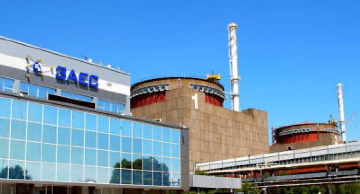 Укрэнерго возобновило питание Запорожской АЭС Укрэнерго возобновило питание Запорожской АЭС