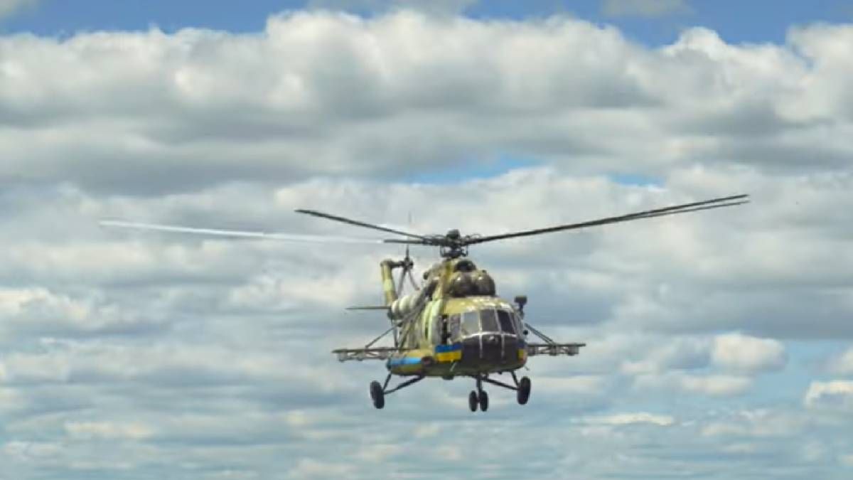 Екіпажі гелікоптерів літають низько, аби не потрапити у поле зору російських ППО Екіпажі гелікоптерів літають низько, аби не потрапити у поле зору російських ППО