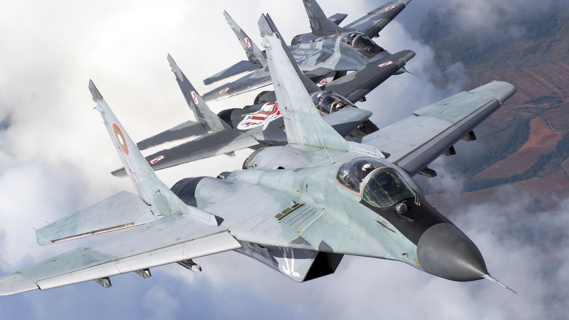 F-16 перехопив літак над гольф-клубом Трампа F-16 перехопив літак над гольф-клубом Трампа