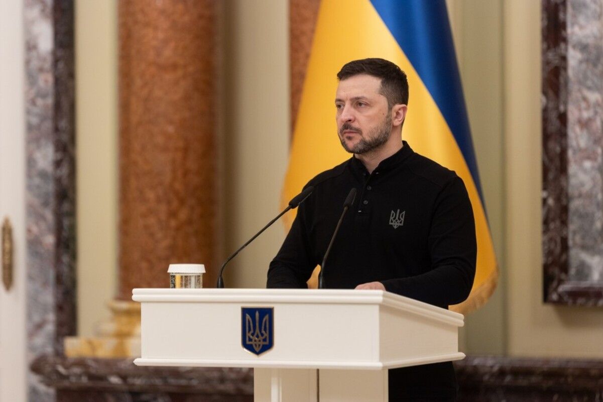 Зеленський прокоментував далекобійні удари України по Росії Зеленський прокоментував далекобійні удари України по Росії