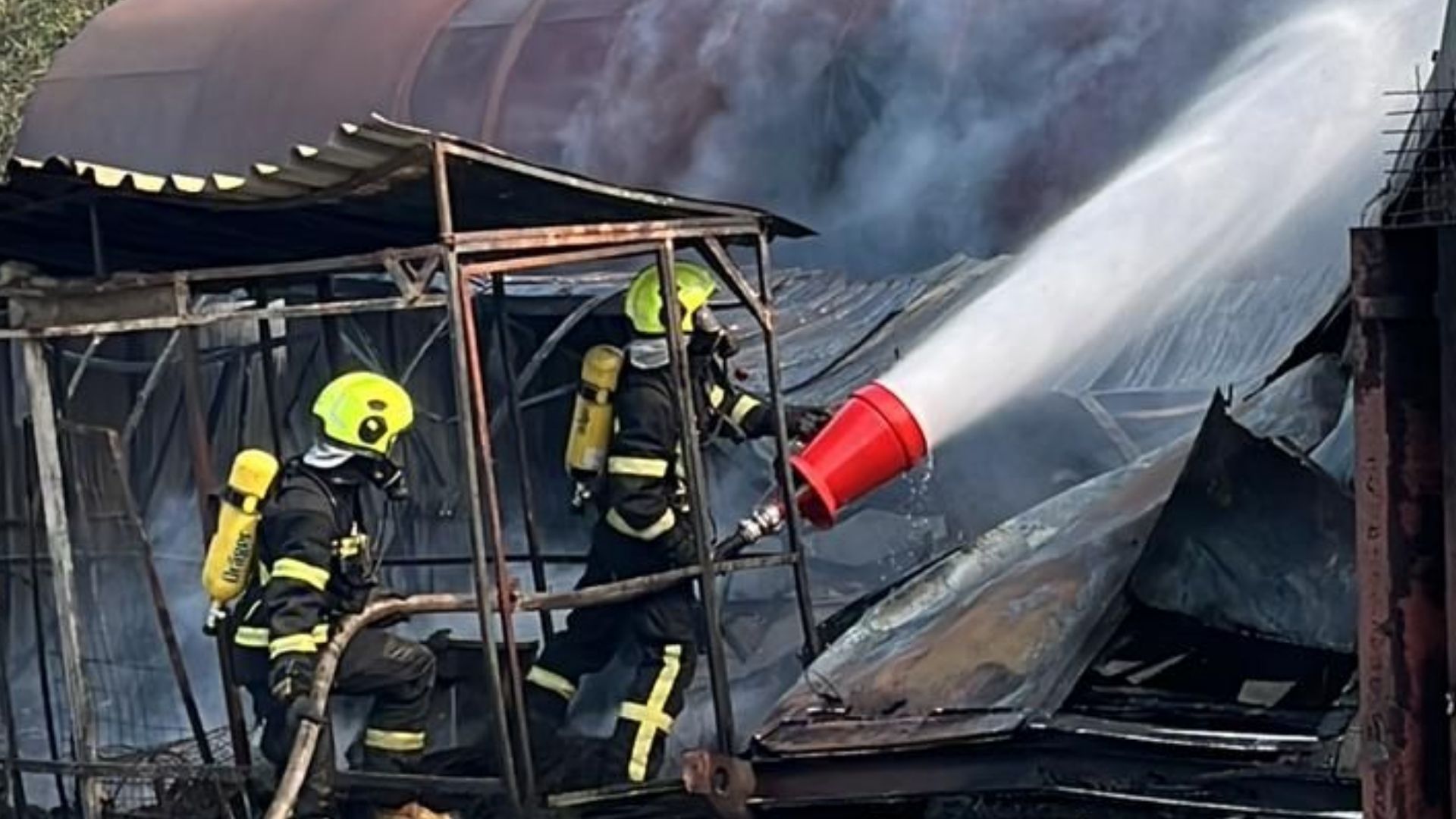 У Деснянському районі Києва сталася пожежа біля ТЕЦ