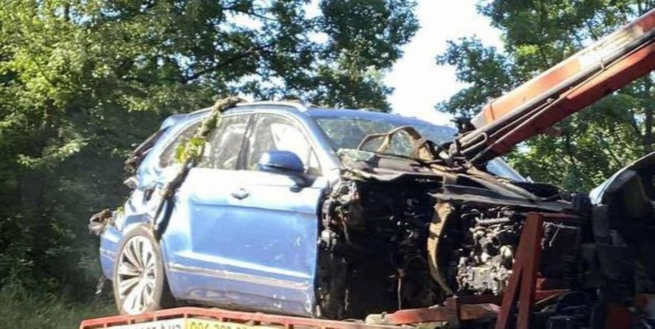 Власник Bentley Bentayga розбив позашляховик вщент під час святкування покупки Власник Bentley Bentayga розбив позашляховик вщент під час святкування покупки