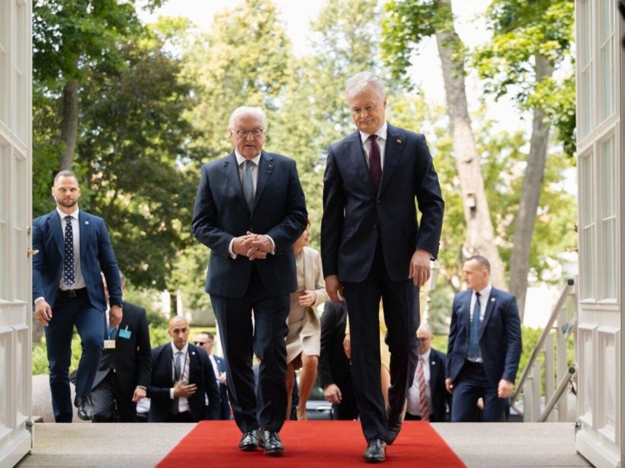 Штайнмаєр та Науседа обговорили ситуацію в Україні