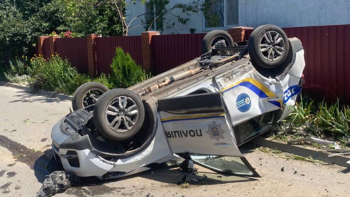 У ДТП на Київщині постраждали двоє правоохоронців У ДТП на Київщині постраждали двоє правоохоронців