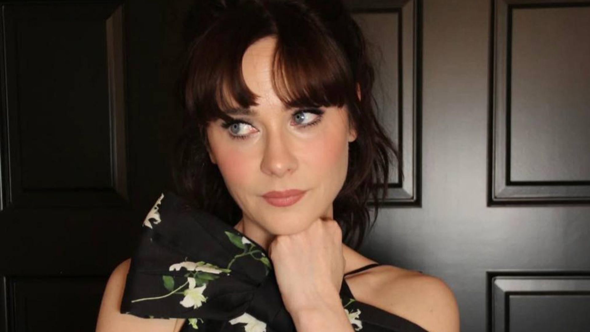 Зої Дешанель облаштувала елегантно двір 