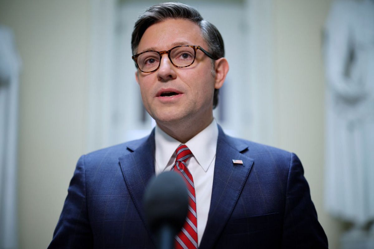 Спікер Джонсон підтримав санкції проти Росії Спікер Джонсон підтримав санкції проти Росії