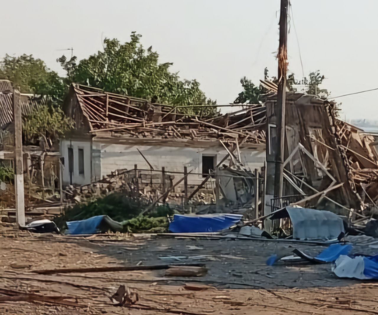 Враг ударил по Днепропетровской области Враг ударил по Днепропетровской области