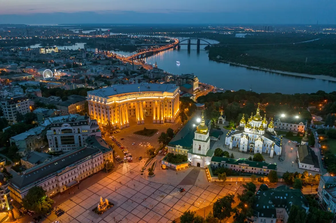 Река Днепр в Киеве Река Днепр в Киеве