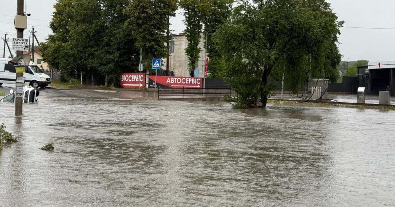У Львові 10 липня випала надзвичайна кількість опадів У Львові 10 липня випала надзвичайна кількість опадів