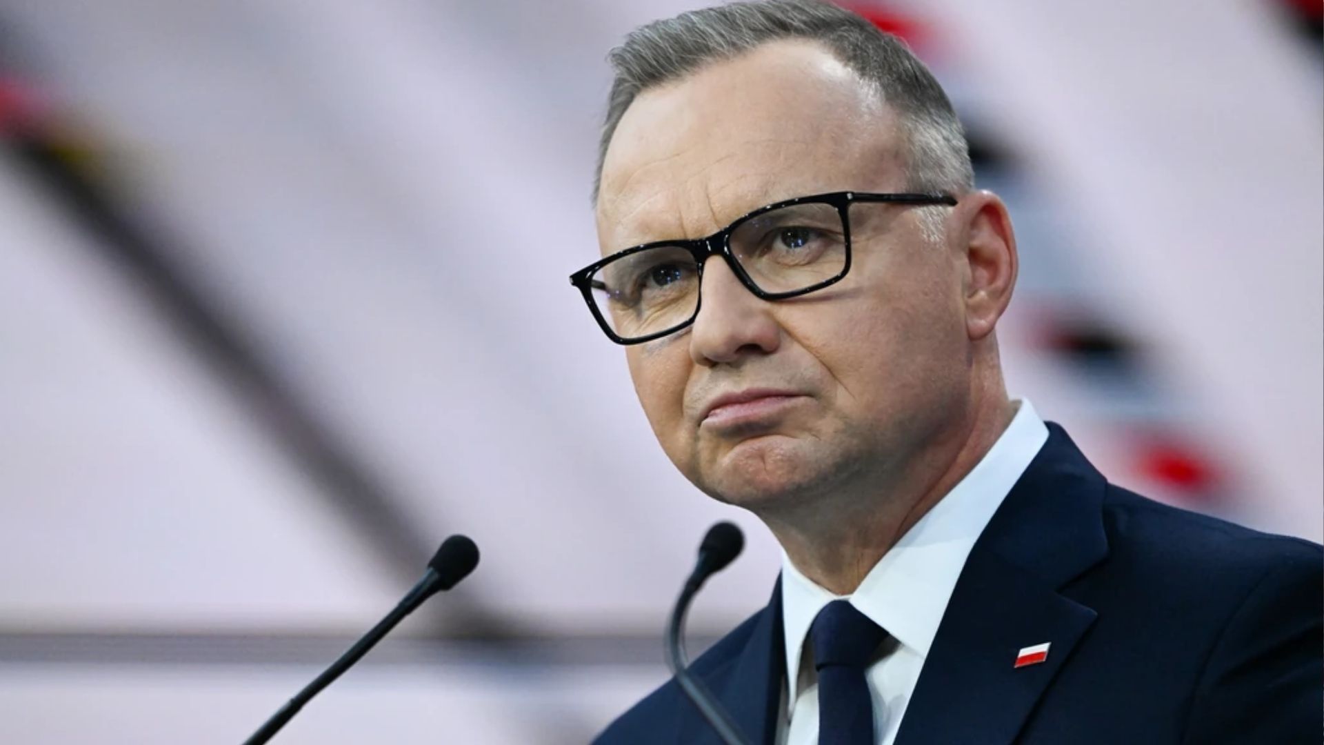 "Сбрасывайте на парашютах": Дуда пригрозил закрыть аэропорт в "Жешуве", через который поставляют оружие - Геополитика "Сбрасывайте на парашютах": Дуда пригрозил закрыть аэропорт в "Жешуве", через который поставляют оружие - Геополитика