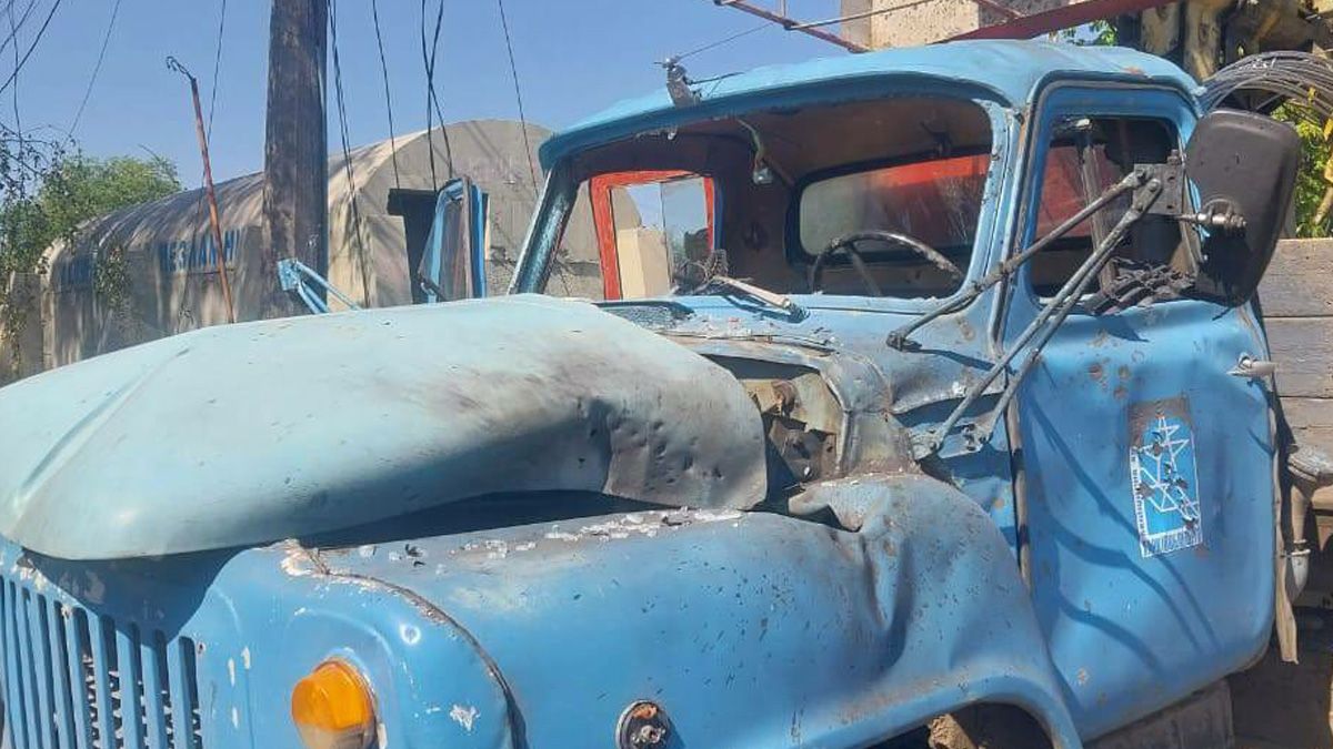 Росія вдарила по автомобілю енергетиків у Харківські області Росія вдарила по автомобілю енергетиків у Харківські області