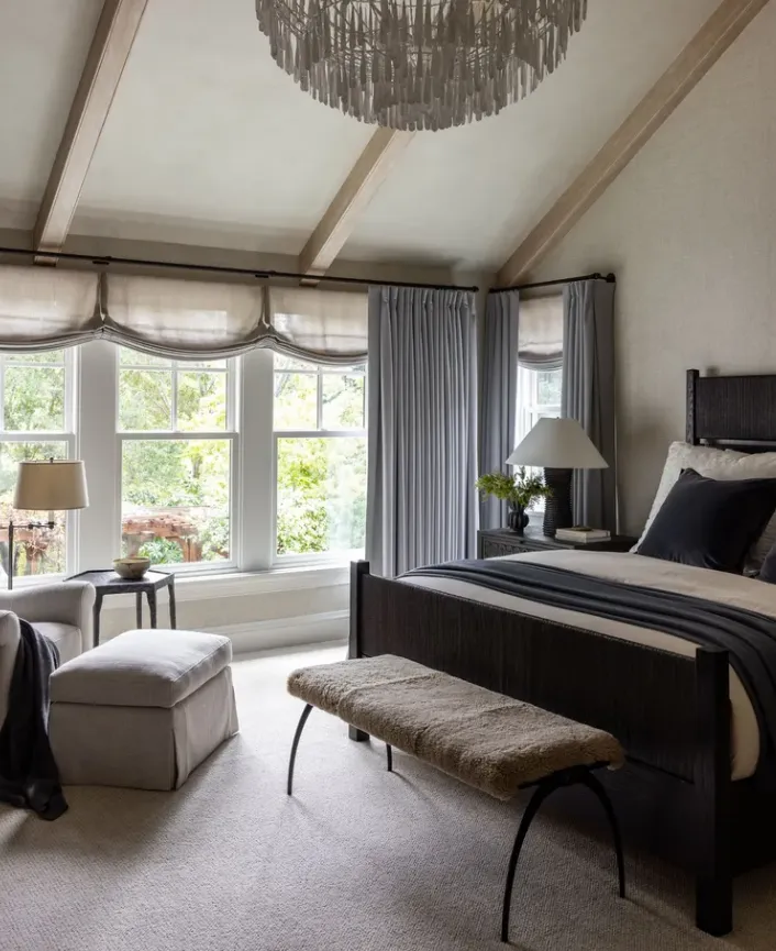 темно-синій