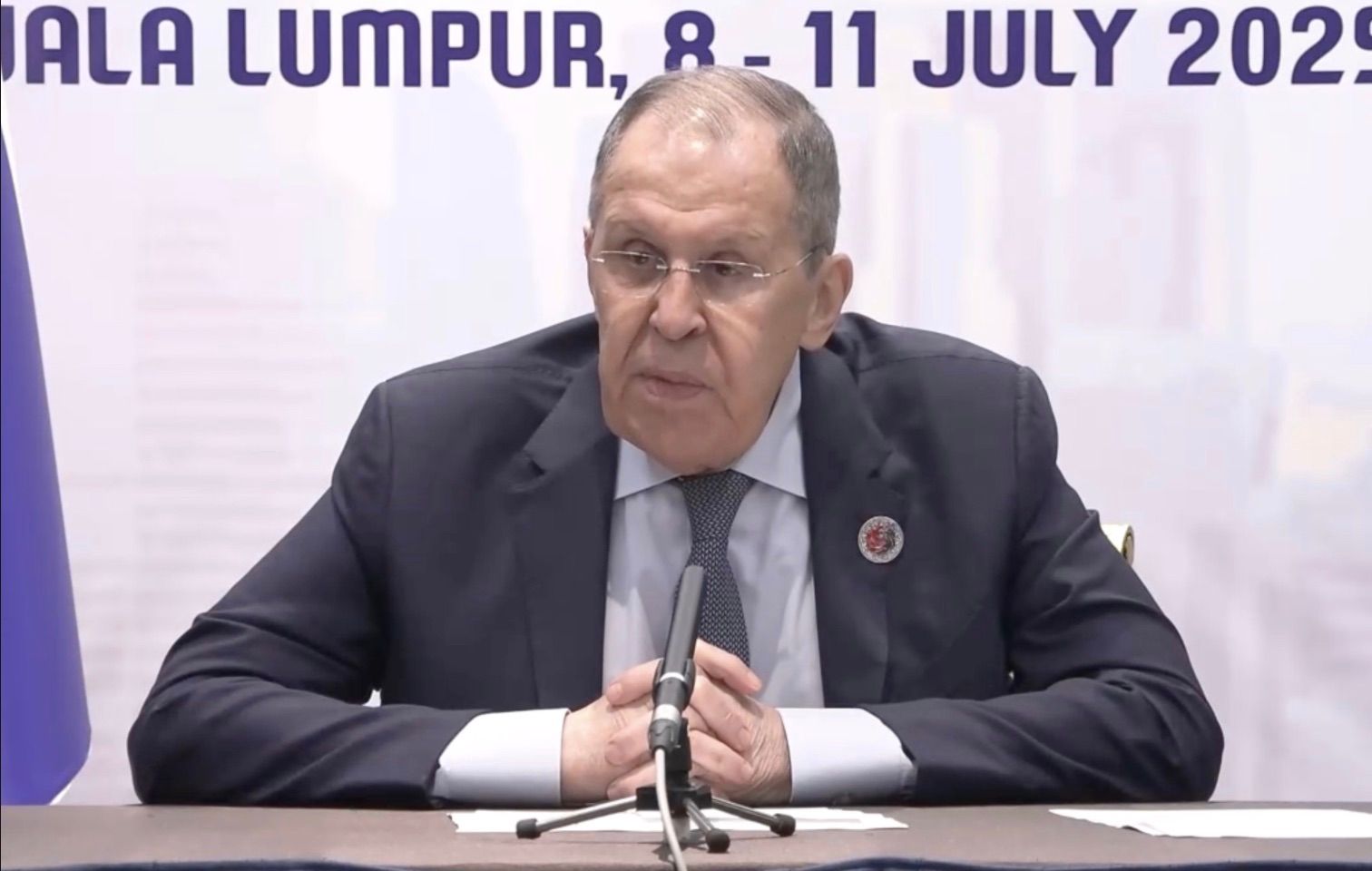 Лавров заявил, что передал Рубио "цитаты украинских чиновников" об "уничтожении россиян" Лавров заявил, что передал Рубио "цитаты украинских чиновников" об "уничтожении россиян"