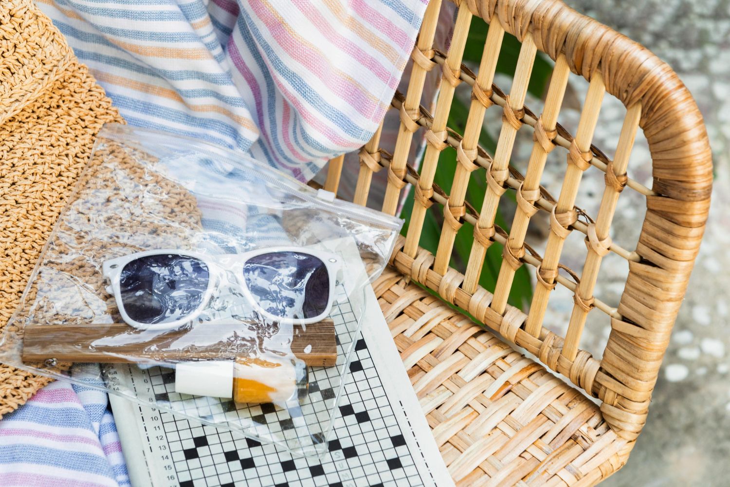 Плетеная мебель тоже накапливает грязь Плетеная мебель тоже накапливает грязь