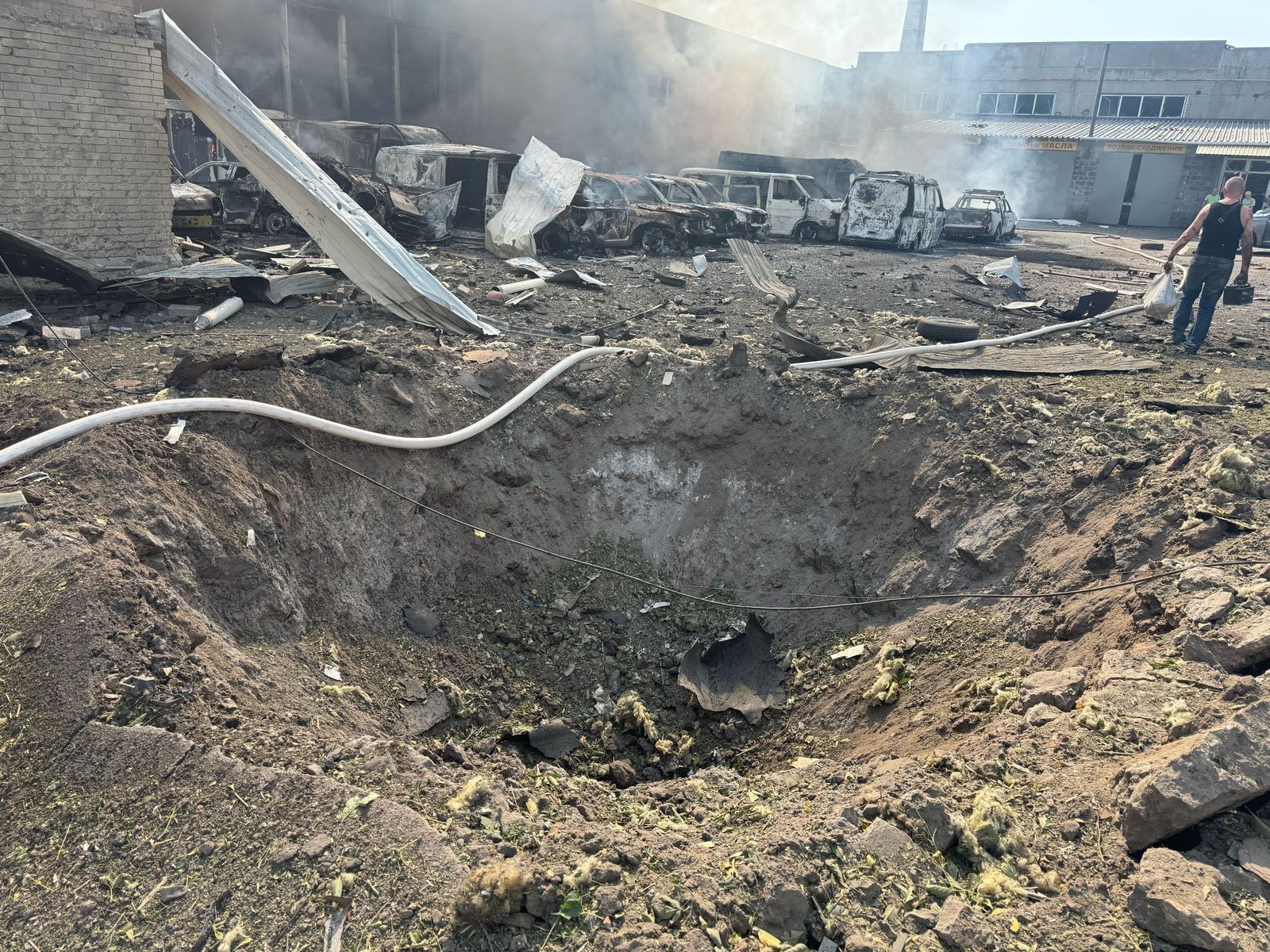 Россия атаковала Славянск Россия атаковала Славянск