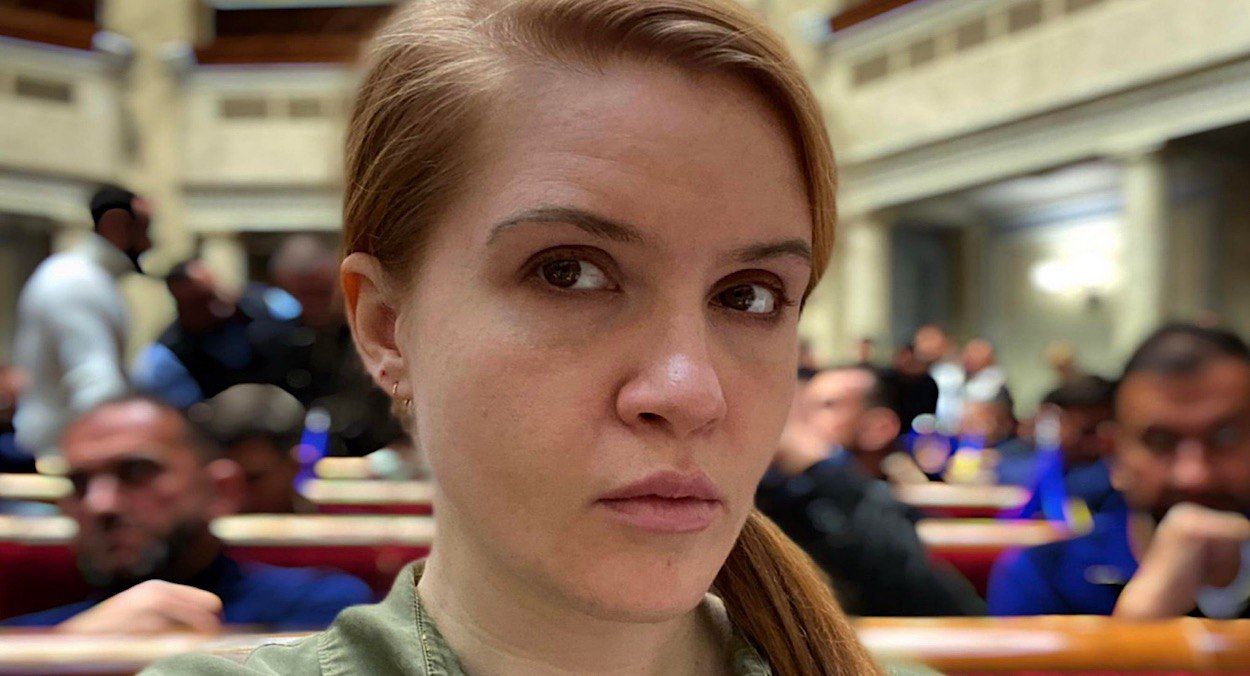 Гучний скандал з Безуглою Гучний скандал з Безуглою