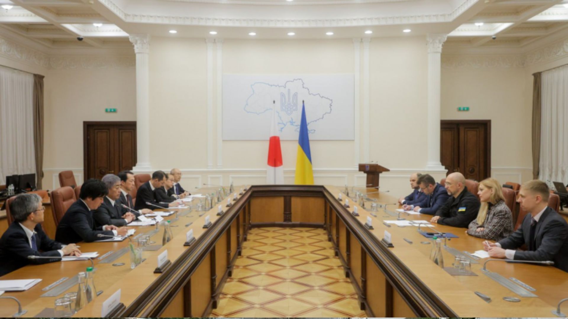 Хто в Азії найбільше допомагає Україні Хто в Азії найбільше допомагає Україні