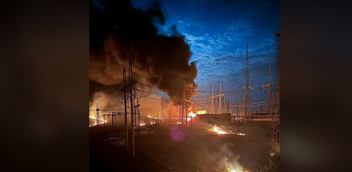 Атака безпілотників по залізничному вузлу неподалік Маріуполя Атака безпілотників по залізничному вузлу неподалік Маріуполя