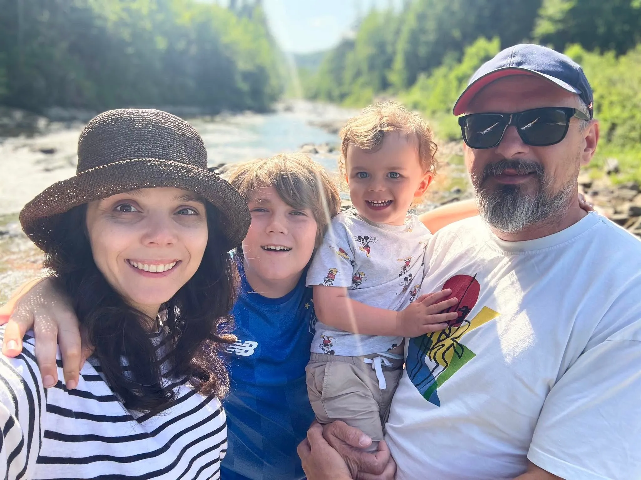 Олег Сенцов с семьей Олег Сенцов с семьей