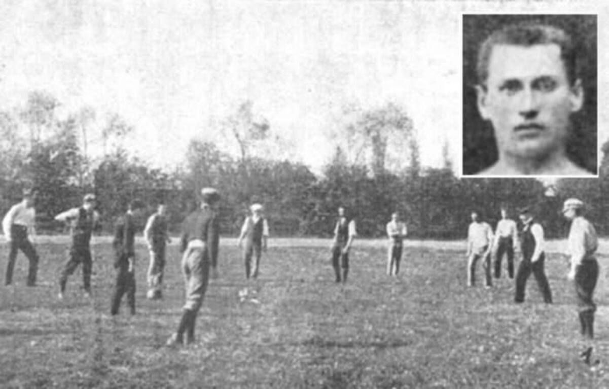 Первый футбольный матч в Украине