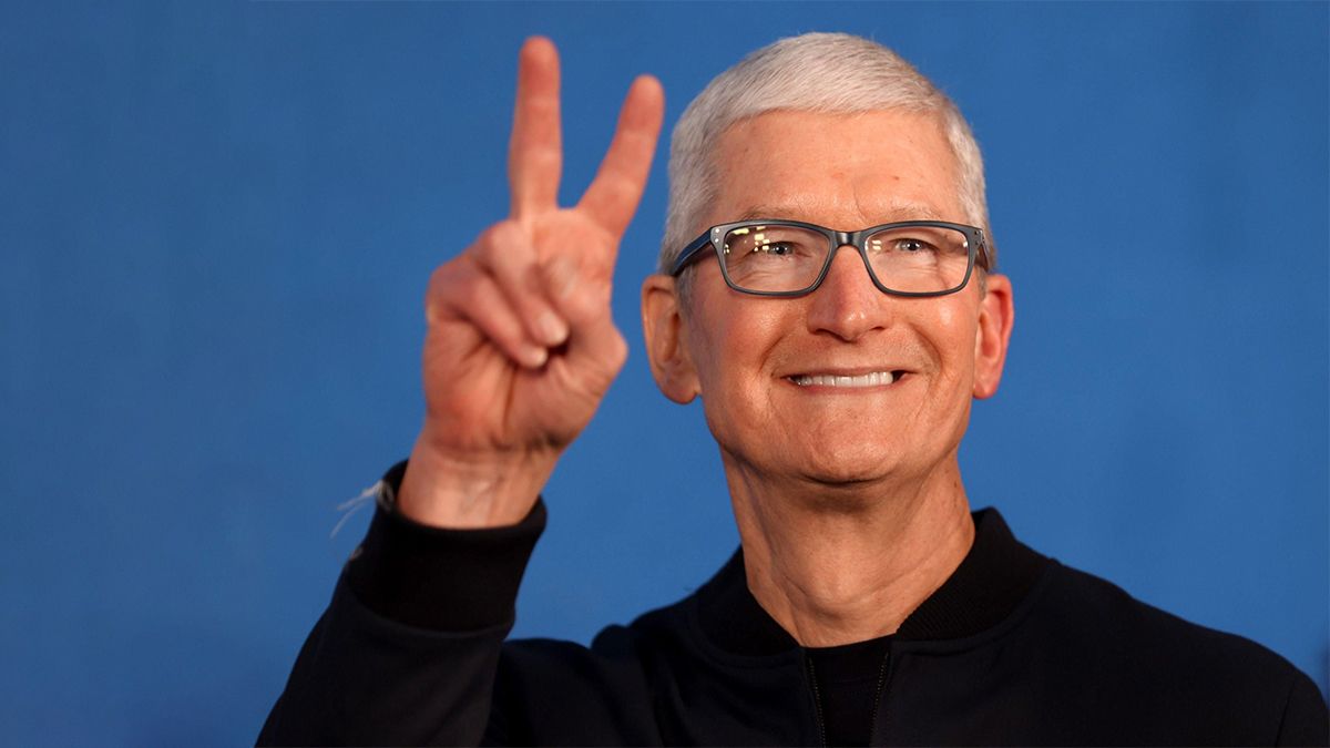 Тим Кук ответственен за провалы Apple в сфере ИИ, поэтому должен уйти Тим Кук ответственен за провалы Apple в сфере ИИ, поэтому должен уйти