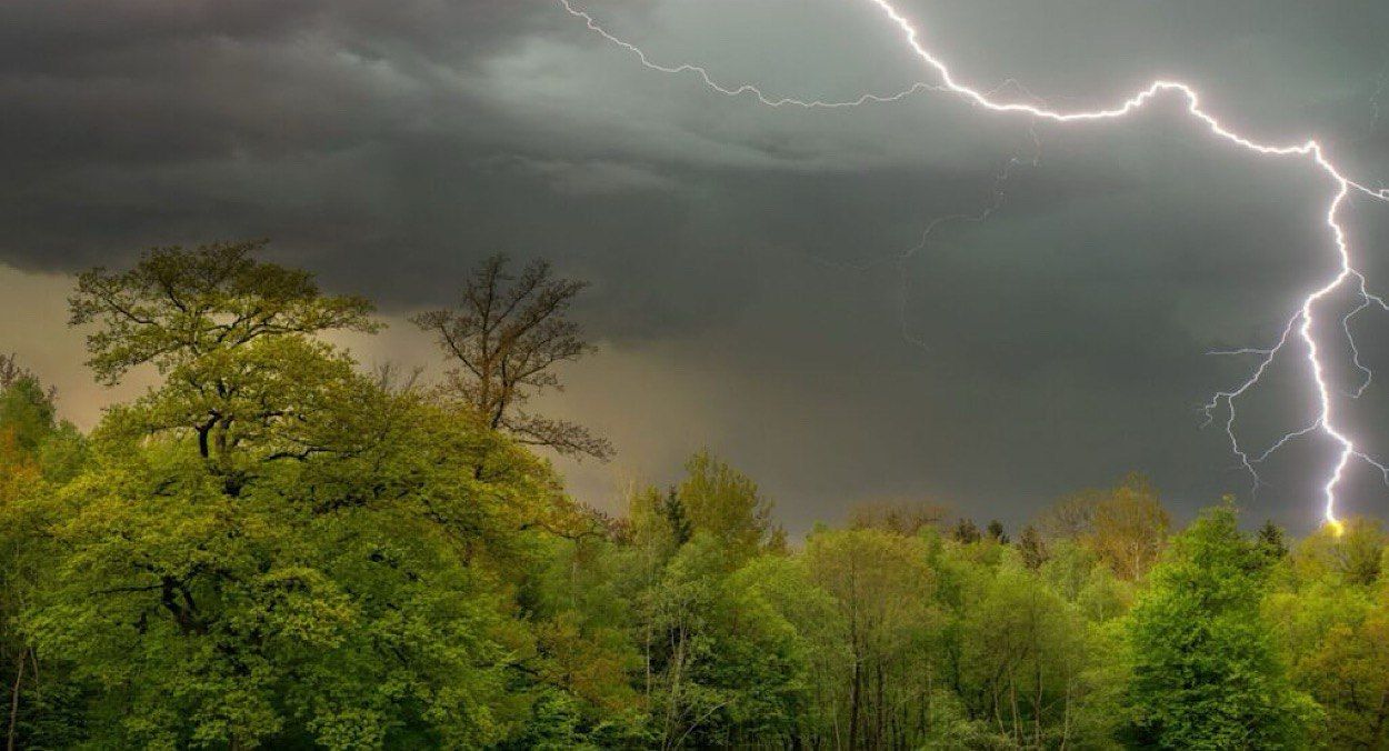 Ухудшение погоды - дожди, грозы, шквалы