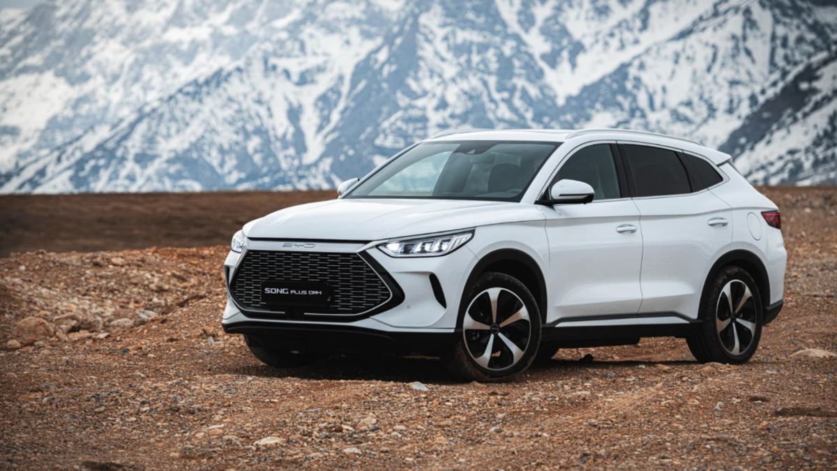 Українці купують більше китайських авто, але менше вживаних: які марки найпопулярніші - Бізнес Українці купують більше китайських авто, але менше вживаних: які марки найпопулярніші - Бізнес