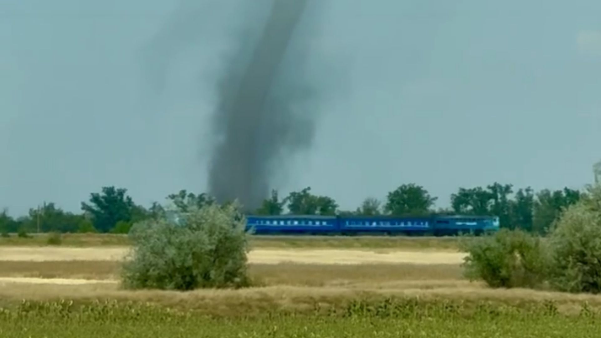 Торнадо на Херсонщині 16 липня 2025 Торнадо на Херсонщині 16 липня 2025