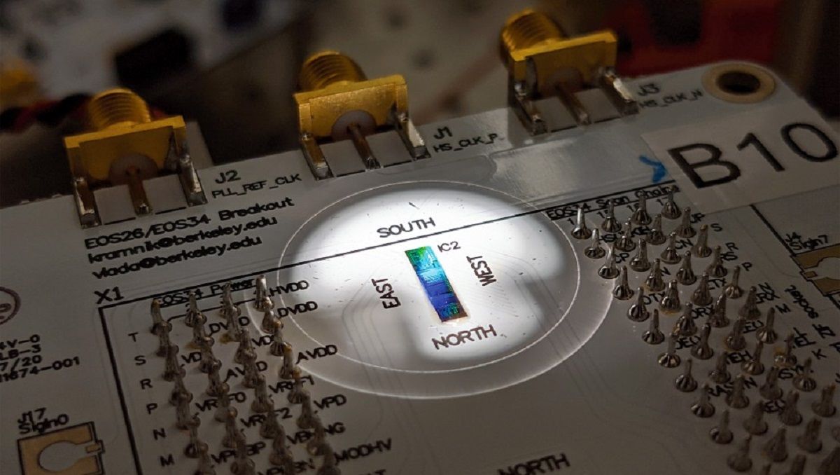 Новий чип об'єднує квантову фотоніку й електроніку на одному міліметрі Новий чип об'єднує квантову фотоніку й електроніку на одному міліметрі