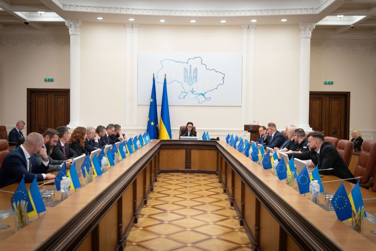 Перше засідання нового уряду