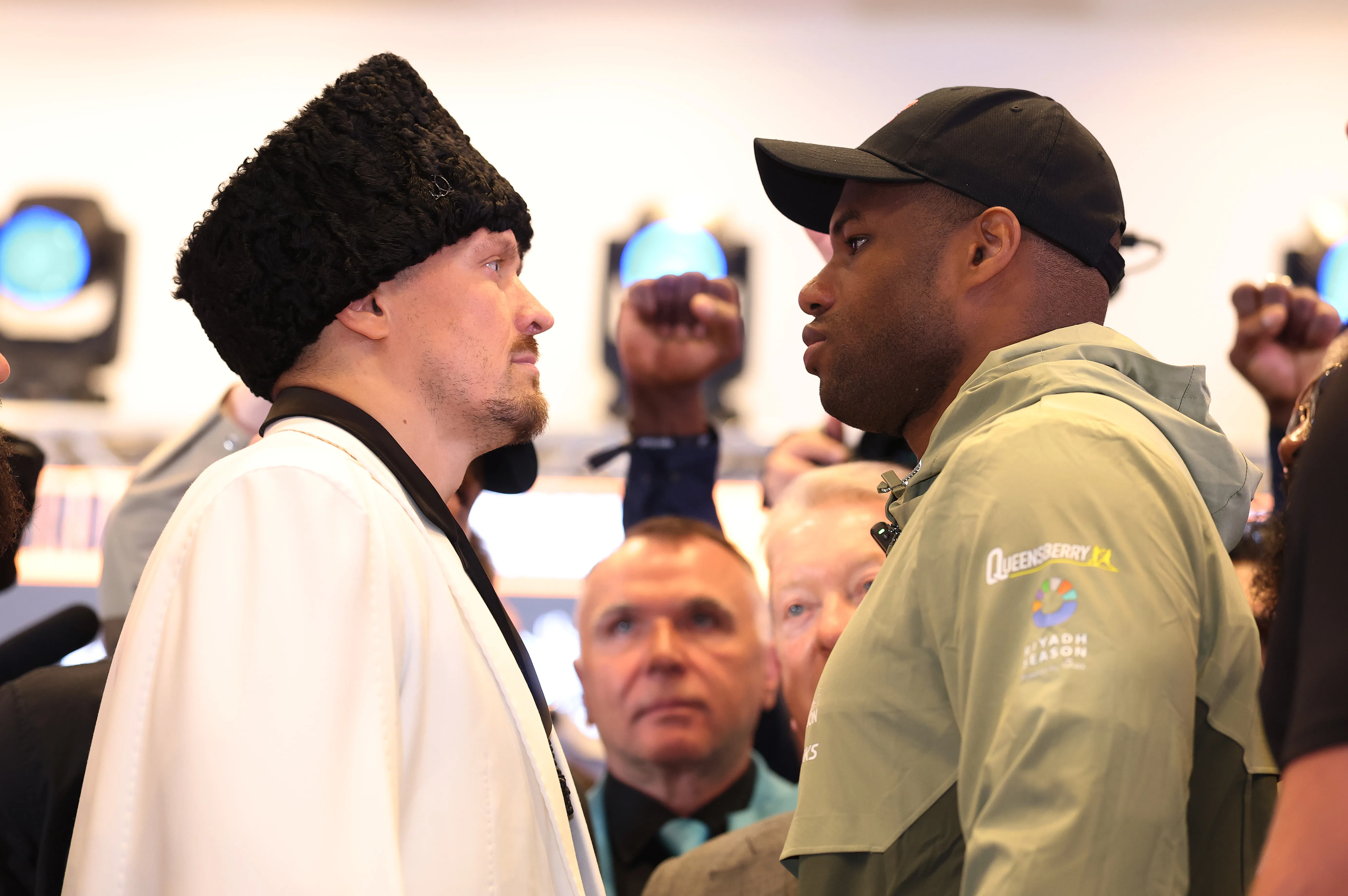 Усик и Дюбуа Усик и Дюбуа