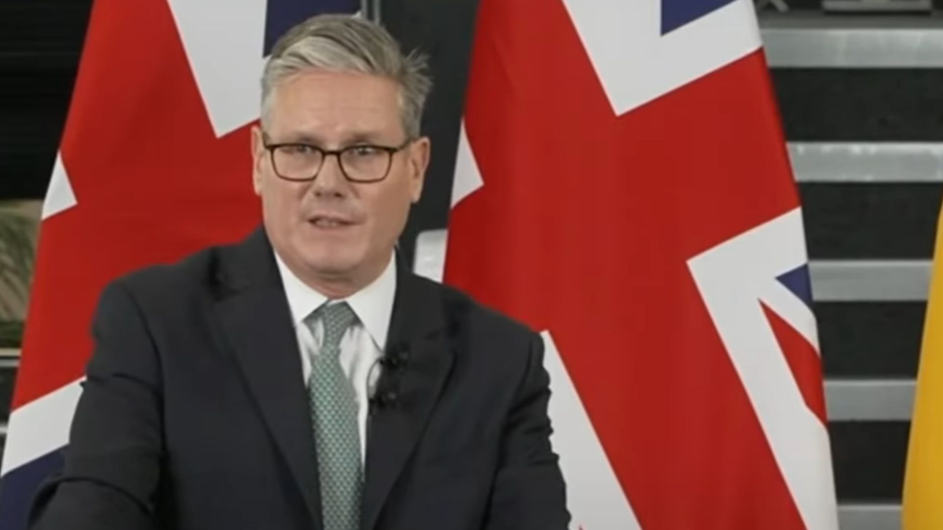 Стармер рассказал, в каком состоянии подготовка миротворцев для Украины Стармер рассказал, в каком состоянии подготовка миротворцев для Украины