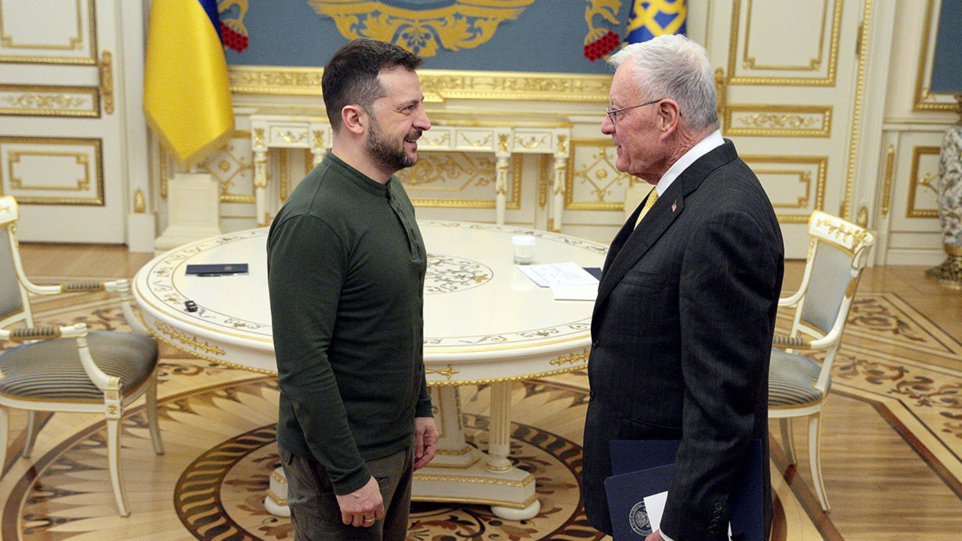 Донька Келлога назвала фейком текст про його візит до Києва Донька Келлога назвала фейком текст про його візит до Києва