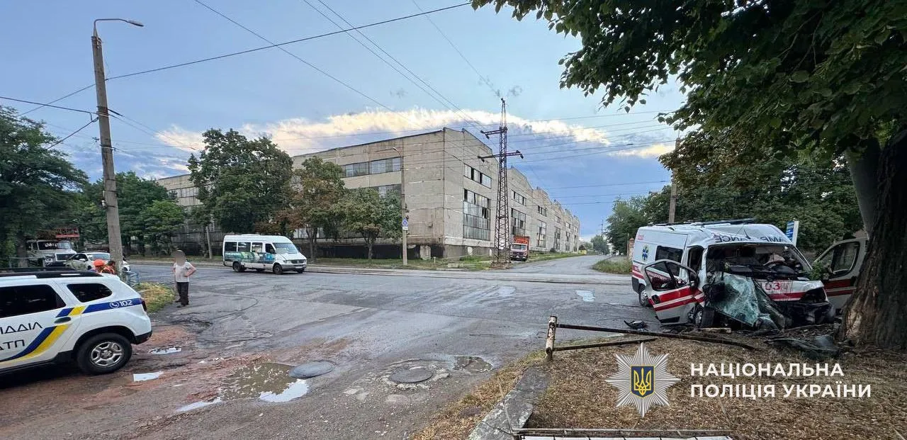 Скорая попала в ДТП в Днепре