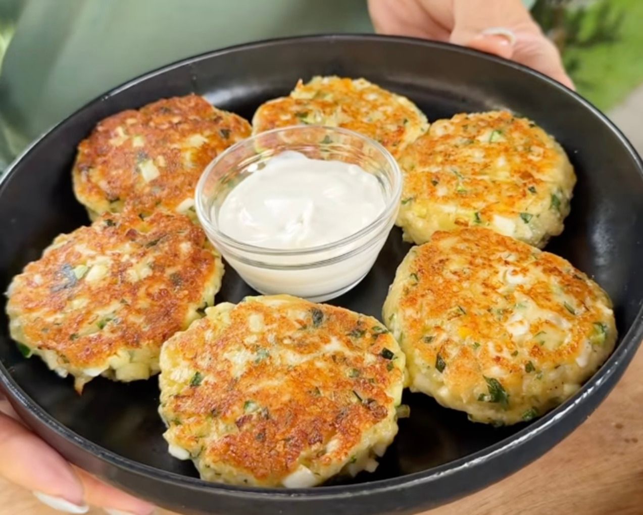 Оладки-сирники з кабачками Оладки-сирники з кабачками