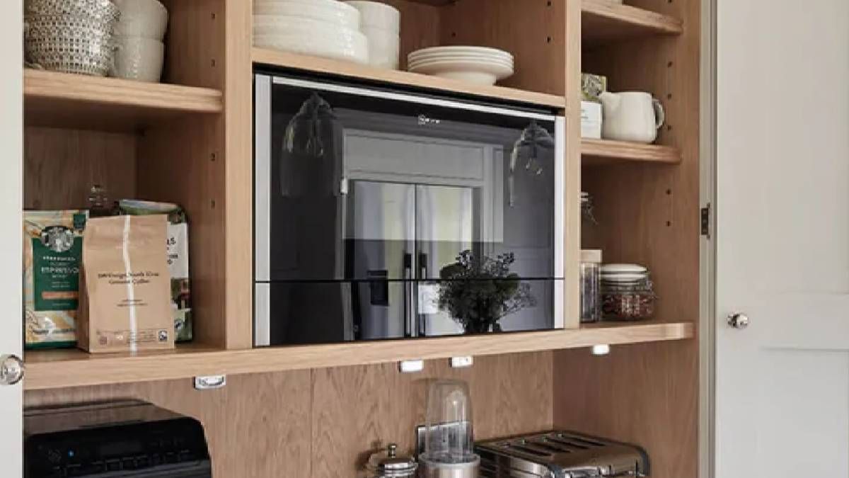 Де не ставити мікрохвильовку Де не ставити мікрохвильовку