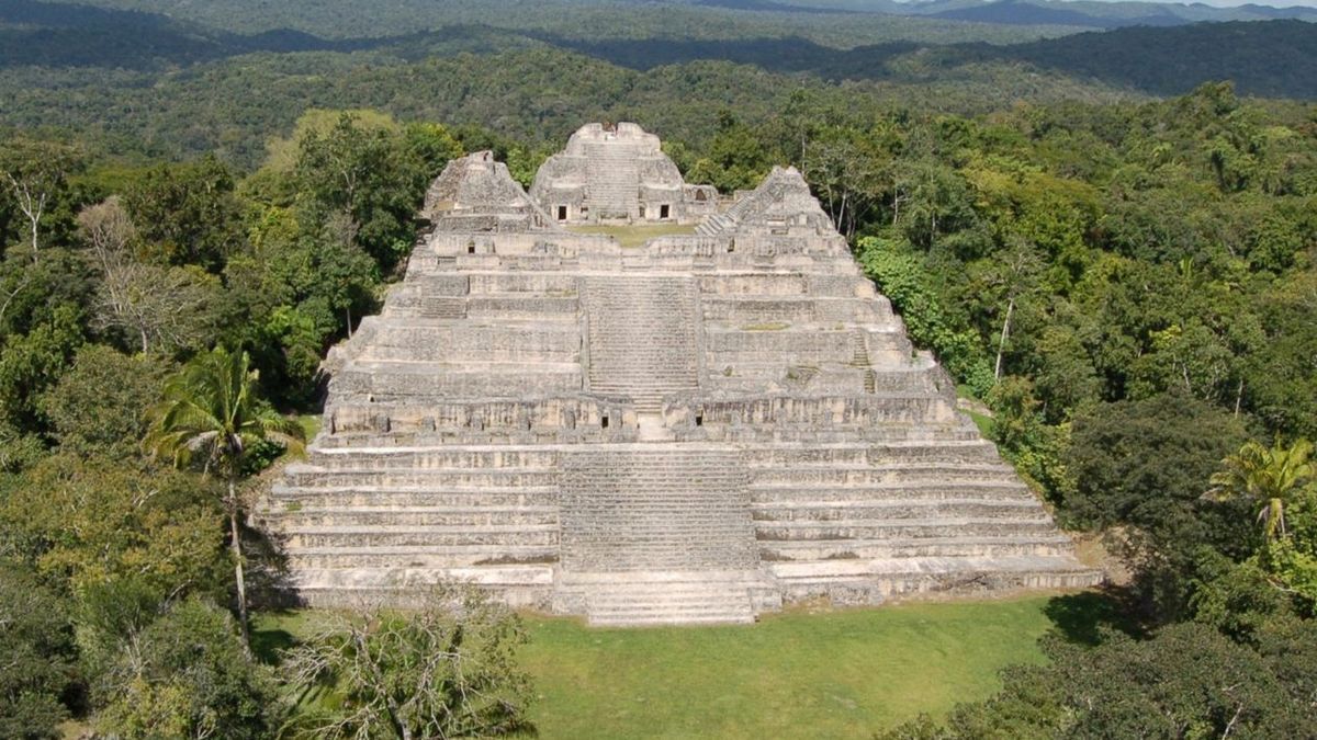 Гробница короля мая – В Белизе обнаружили захоронение основателя династии Гробница короля мая – В Белизе обнаружили захоронение основателя династии