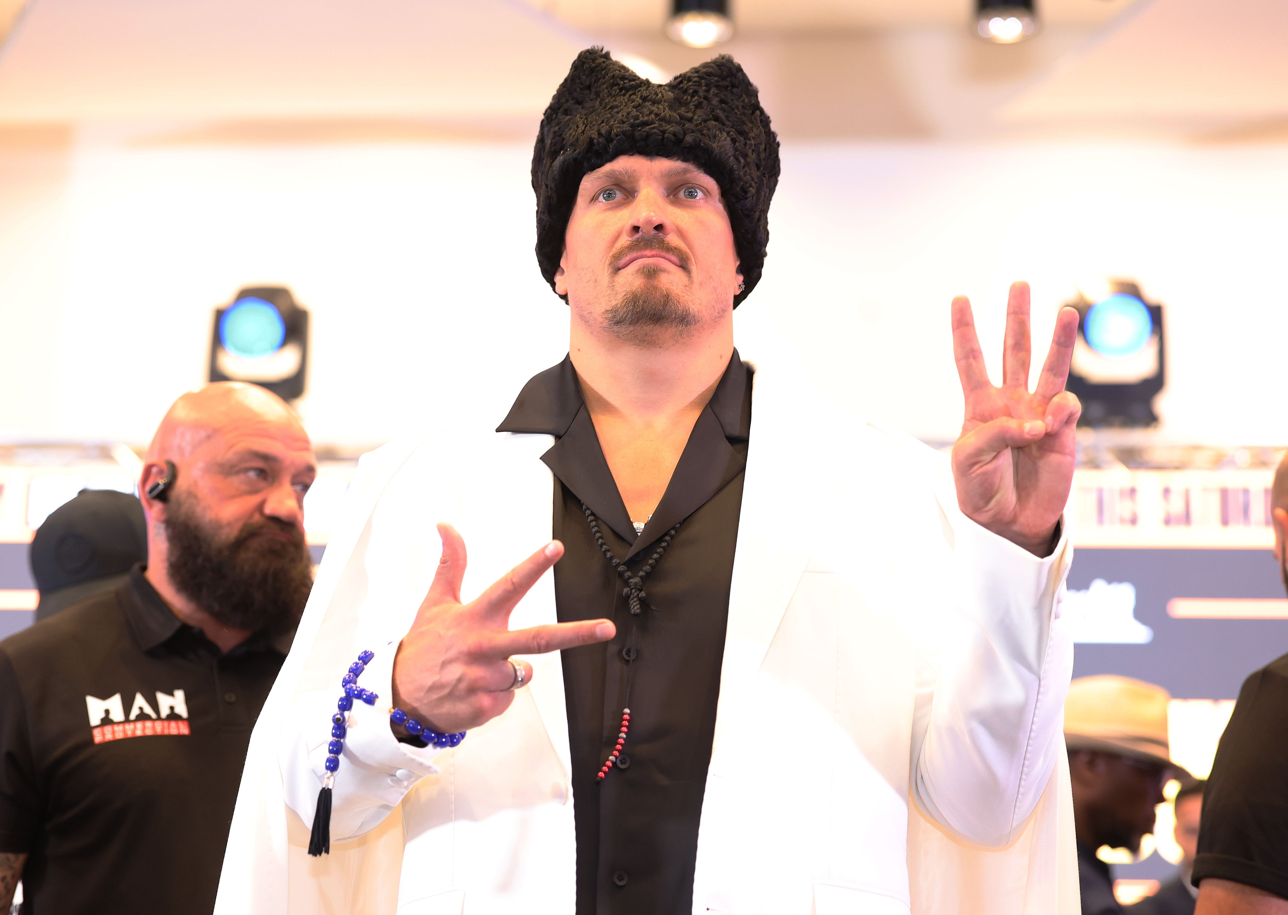 Чому Усика називають GOAT? Чому Усика називають GOAT?