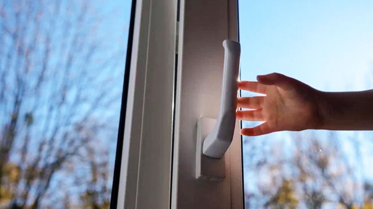 У Тернополі з вікна випав 5-річний хлопчик У Тернополі з вікна випав 5-річний хлопчик