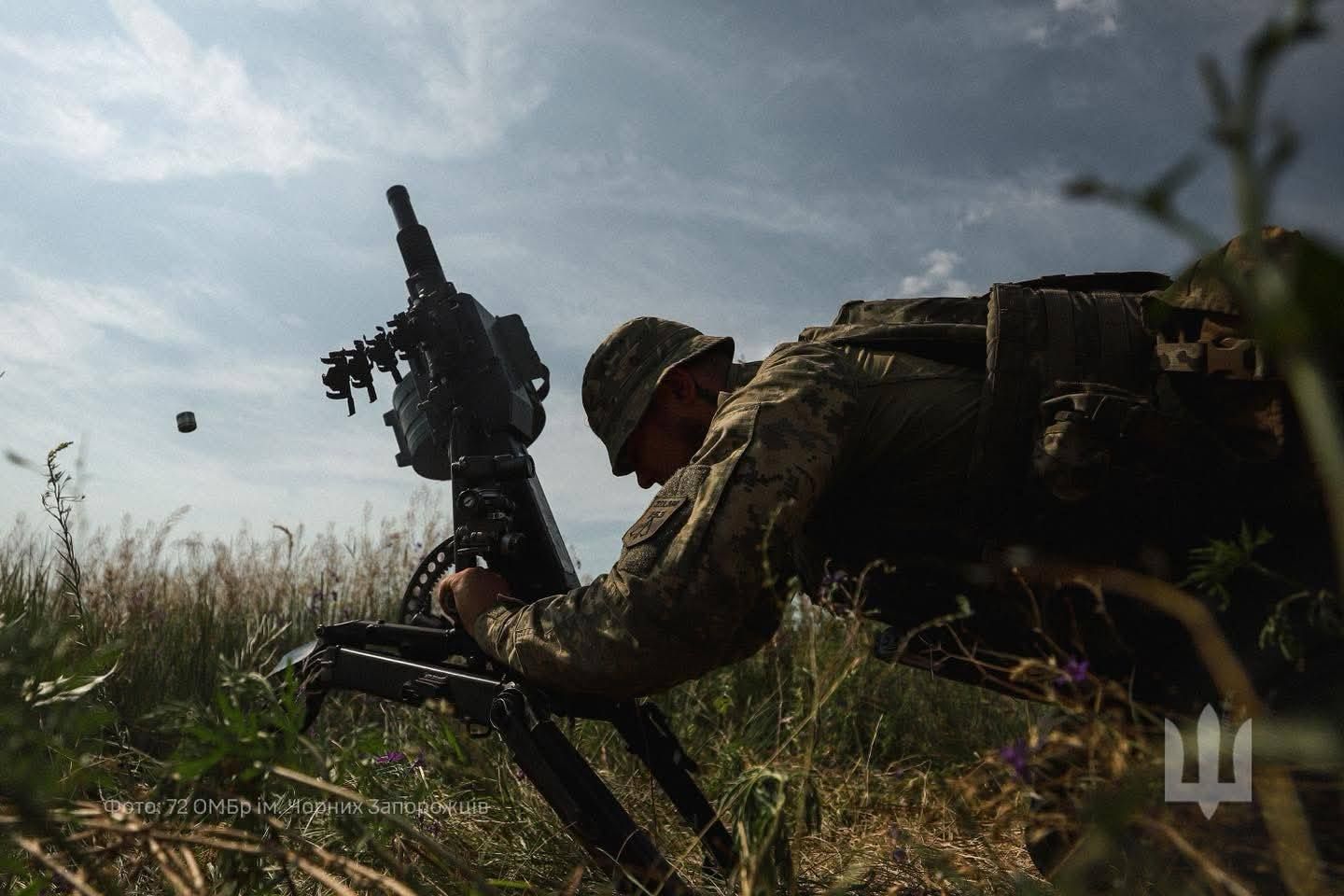 Сили оборони зупиняють ворога на різних напрямках Сили оборони зупиняють ворога на різних напрямках