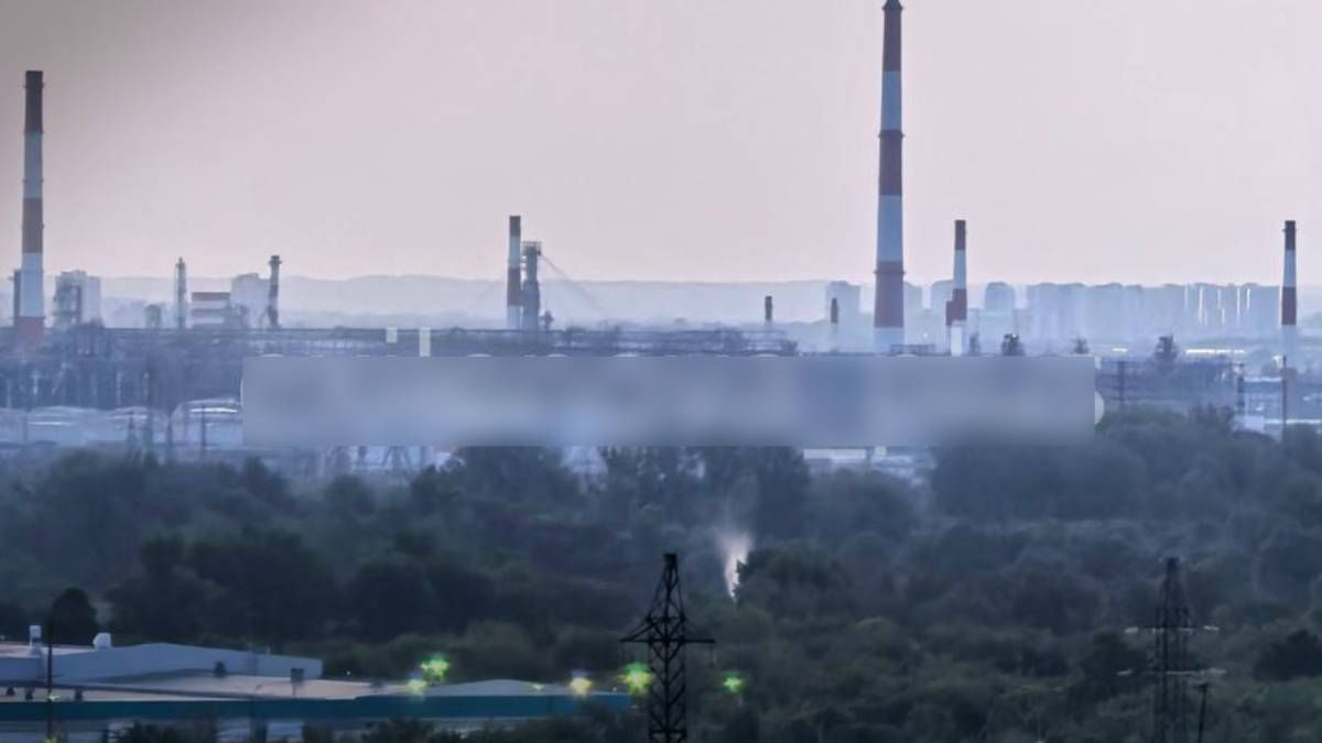 Було завдано удар по нафтохімзаводу у Самарській області Було завдано удар по нафтохімзаводу у Самарській області