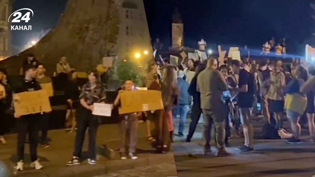 Українці освистали Зеленського за підписання законопроєкту №12414 Українці освистали Зеленського за підписання законопроєкту №12414