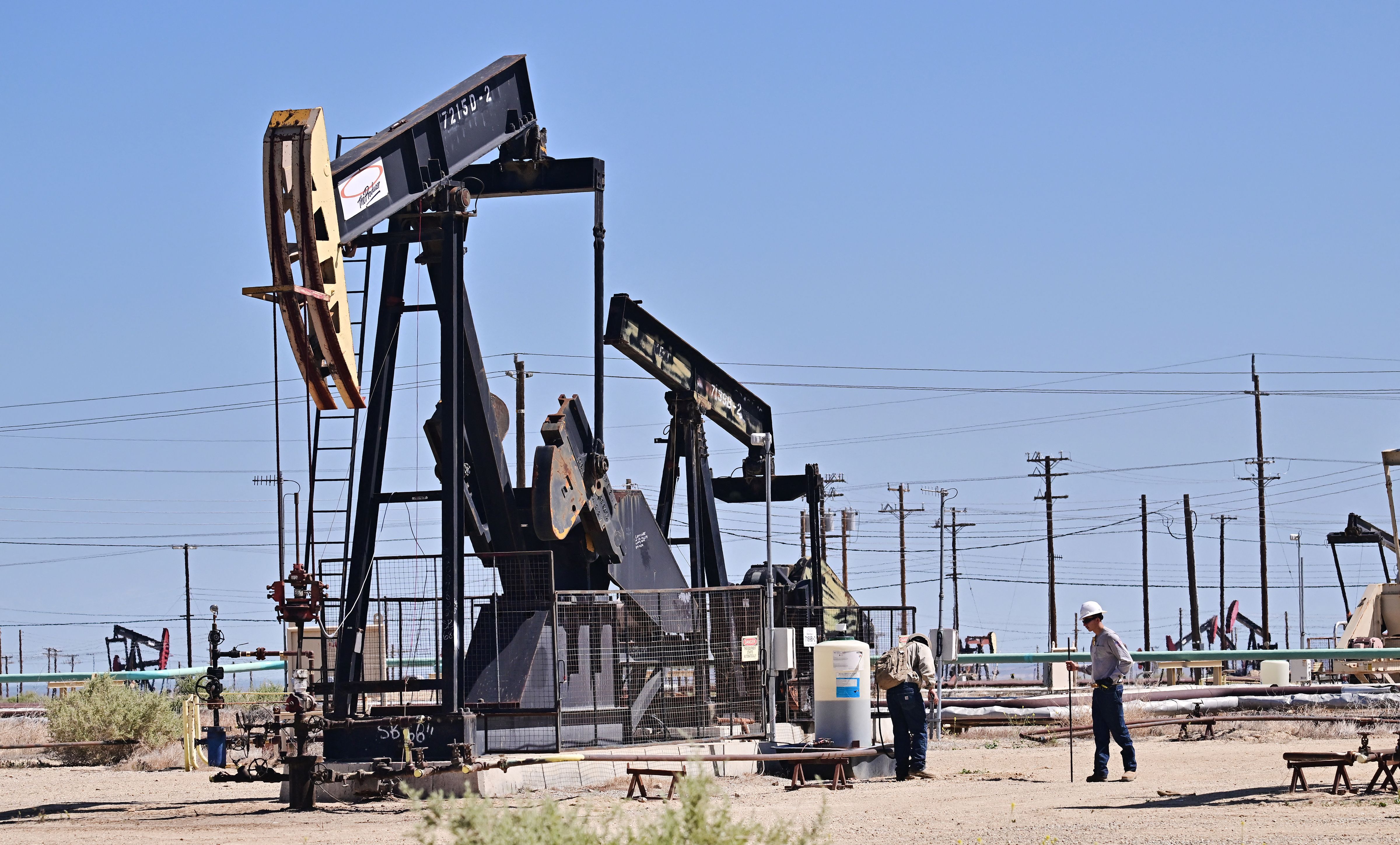 Доходы России от нефти и газа Доходы России от нефти и газа